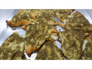 Fatayer fromage thyme sesame